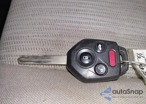 2013 Subaru Outback 2.5I Premium from USA, damaged, VIN 4S4BRBCC8D3269881